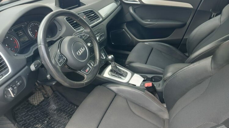 Audi Q3 Quattro S-Line 2.0 LTS 2015