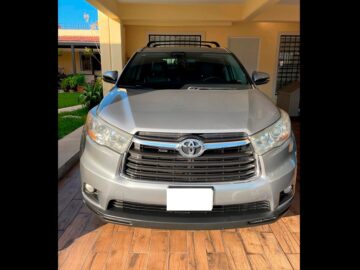 Toyota Highlander XLE 2016