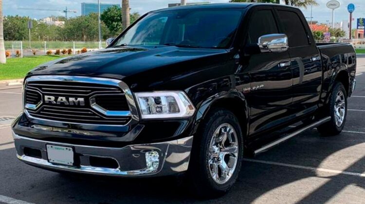 Dodge RAM 2500 Crew Laramie 2013