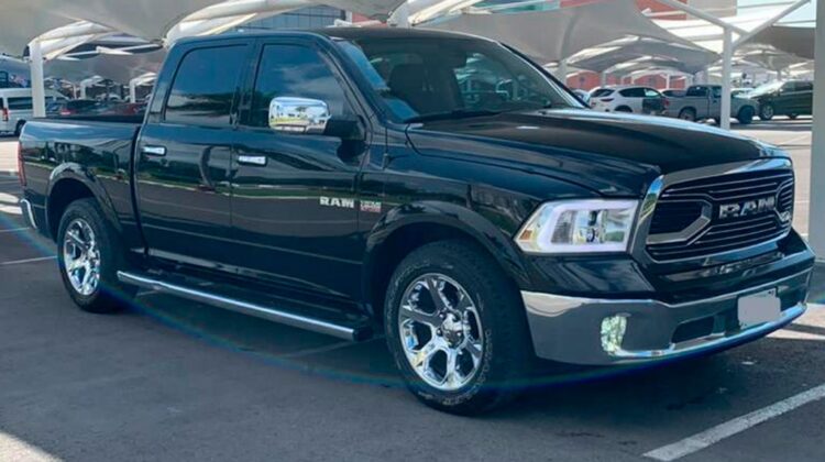 Dodge RAM 2500 Crew Laramie 2013