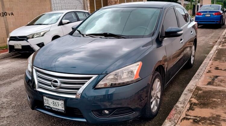 Nissan Sentra Advance 2015