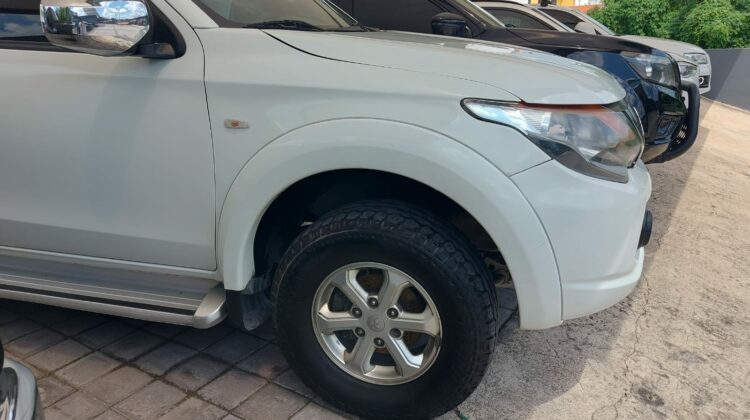 Mitsubishi L200 2019