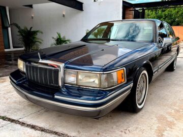 Ford Lincoln Town Car 1991