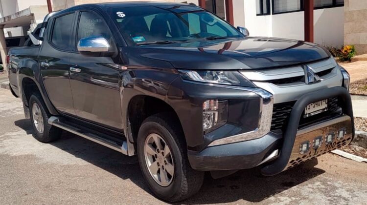 Mitsubishi L200 Doble Cabina 4X2 2021