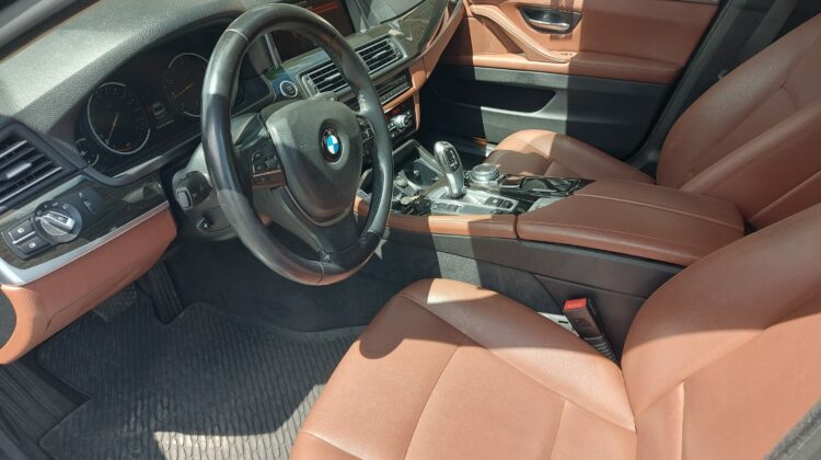 BMW Serie 5 528i Luxury 2016