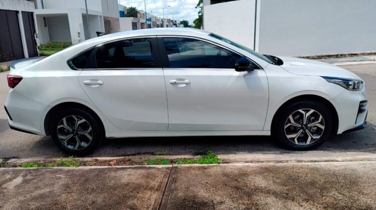 Kia Forte EX Sedán 2021