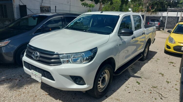 Toyota Hilux Base 2019