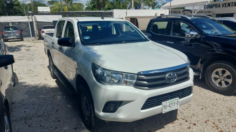 Toyota Hilux Base 2019