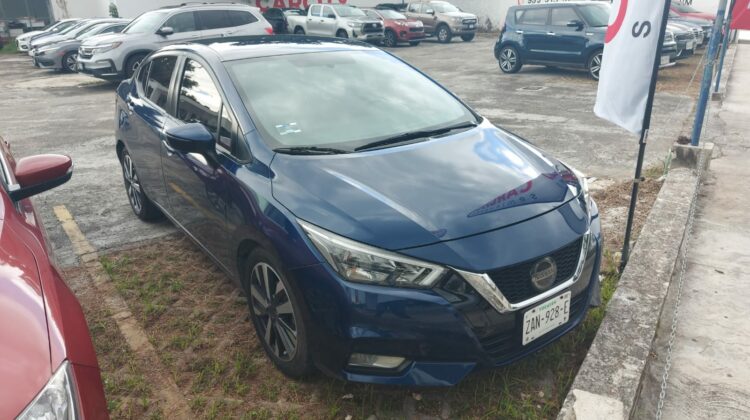 Nissan Versa Platinum 2020