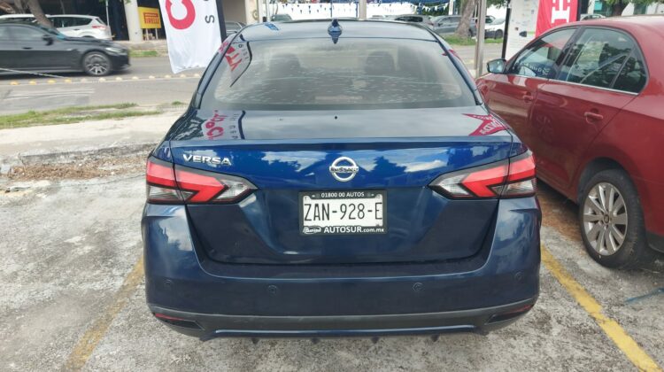 Nissan Versa Platinum 2020