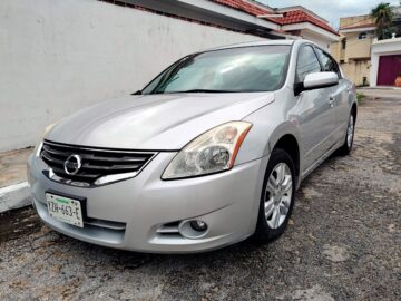 Nissan Altima SL High 2.5 2012