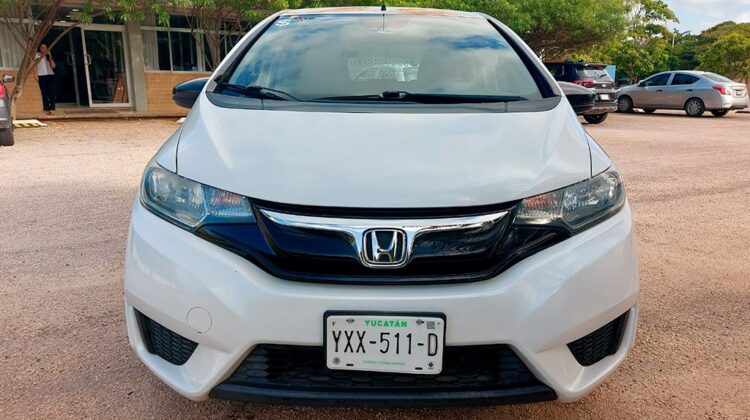 Honda Fit Cool 2015