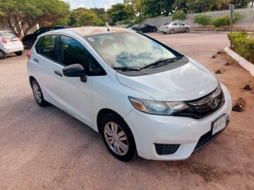 Honda Fit Cool 2015