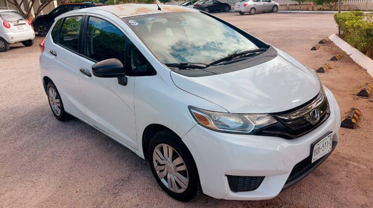 Honda Fit Cool 2015