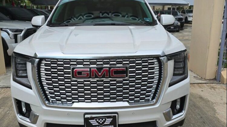 GMC Yukon Denali 2021