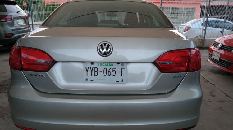 Volkswagen Jetta MK6 2013