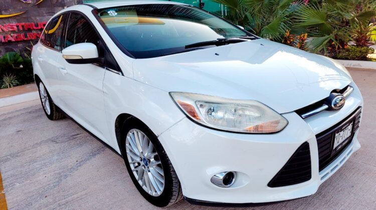 Ford Focus SEL 2012