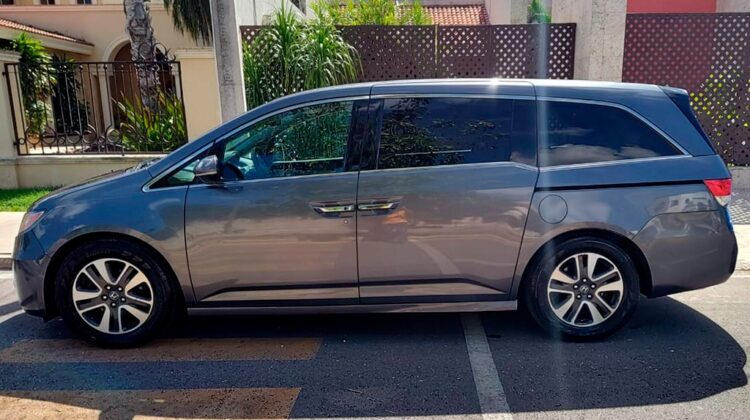 Honda Odyssey Touring 2016