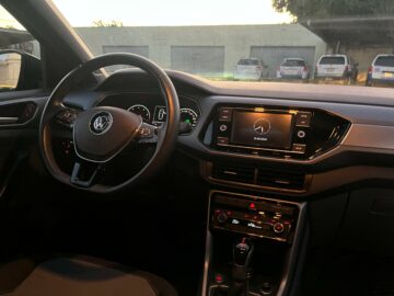 VW T-CROSS confortline