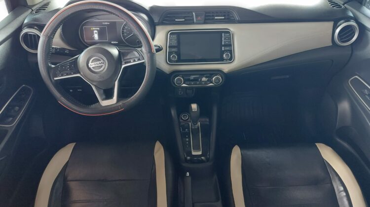 Nissan Versa Exclusive 2020