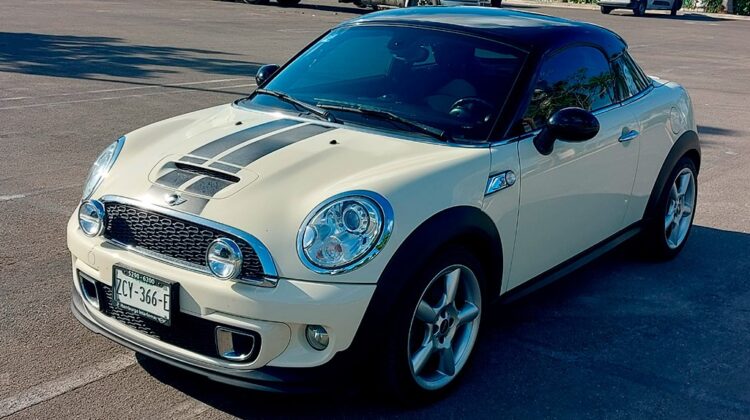 Mini Cooper S Coupe 2012