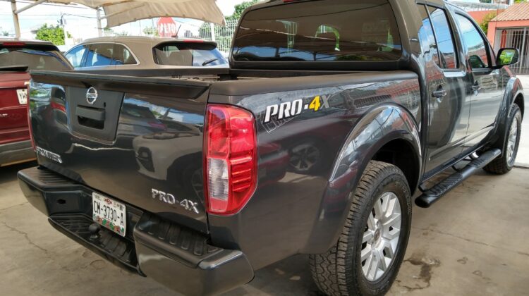 Nissan Frontier Pro4x Doble cabina 2014