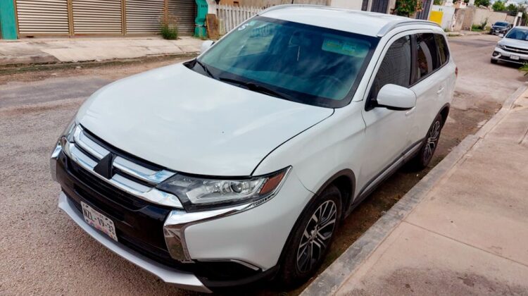 Mitsubishi Outlander ES 2016