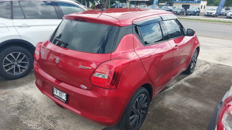 Suzuki Swift GLX 2023