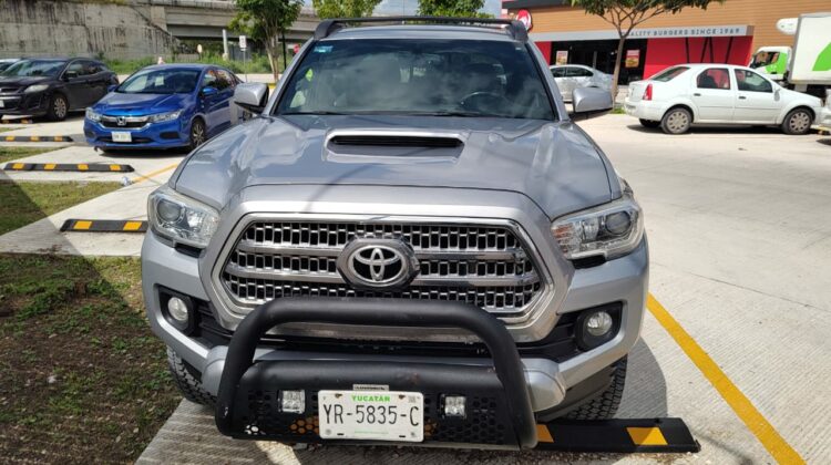 Toyota Tacoma Sport 2016