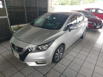 Nissan Versa Advance 2020