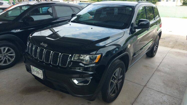 Jeep Grand Cherokee Laredo 2018