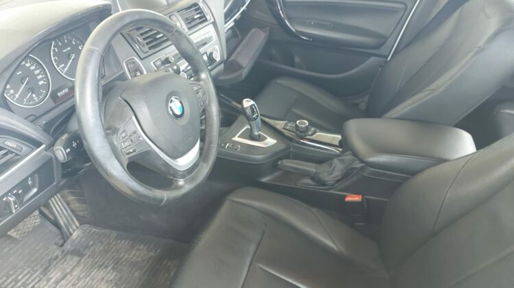 BMW Serie 1 118ia Urban Line 2012