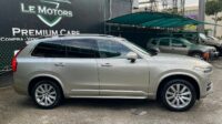 Volvo XC90 Momentum AWD 7 pasajeros 2017