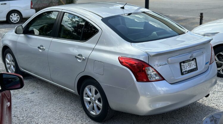 NISSAN VERSA ADVANCE 2012