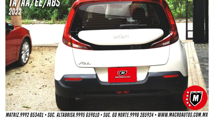 KIA SOUL LX 2022 BLANCA