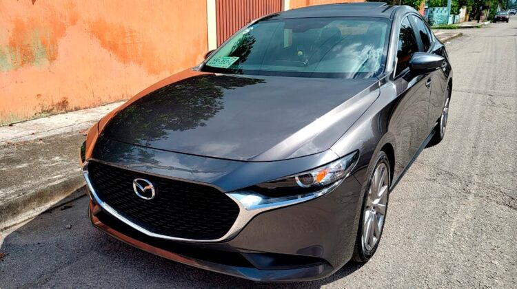 Mazda 3 i Sport 2020