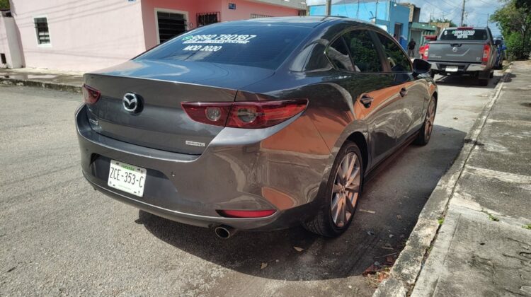 Mazda 3 i Sport 2020