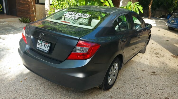 Honda Civic LX 2012