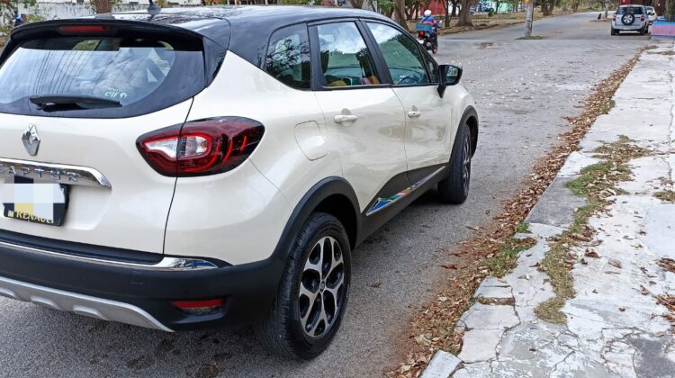 Renault Captur Iconic 2018