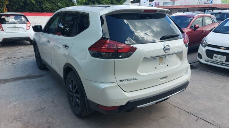 Nissan X-Trail 7 pasajeros 2021