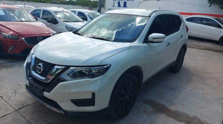 Nissan X-Trail 7 pasajeros 2021