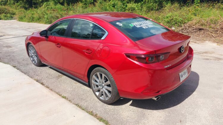 Mazda 3 i Sport 2023