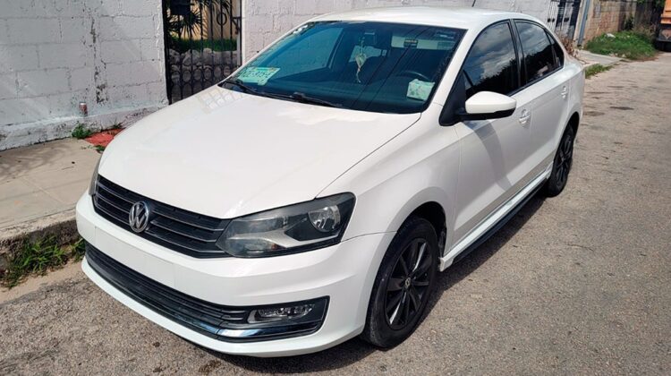 Volkswagen Vento Highline 2016