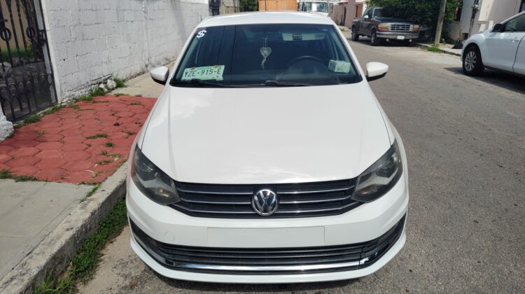 Volkswagen Vento Highline 2016