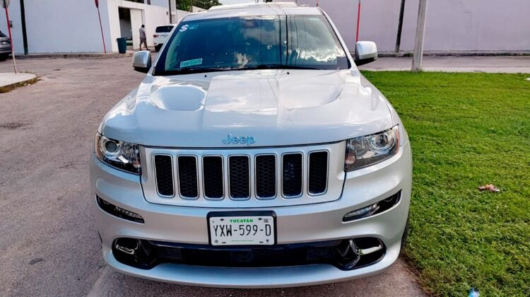 Jeep Grand Cherokee 4×4 SRT 2012