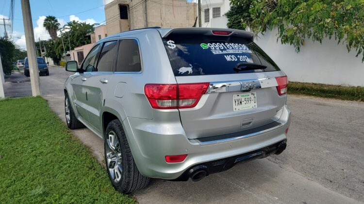 Jeep Grand Cherokee 4×4 SRT 2012