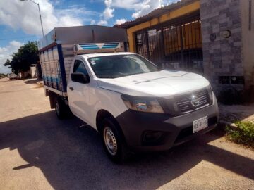 Nissan NP300 Austera con Redilas 2018