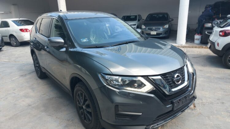 Nissan X-Trail Sense 2021 5 pasajeros