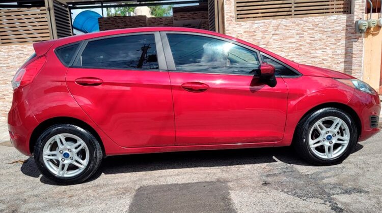 Ford Fiesta 1.6 SE Hatchback 2017