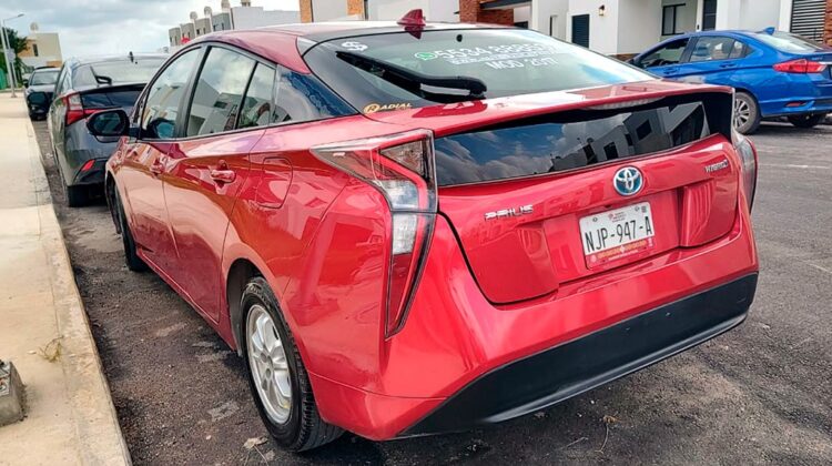 Toyota Prius Premium 2017